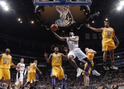 PG游戏APP-勒克莱尔点燃赛场，红牛鏖战梅赛德斯，新时代的序章还是旧王朝的余晖？